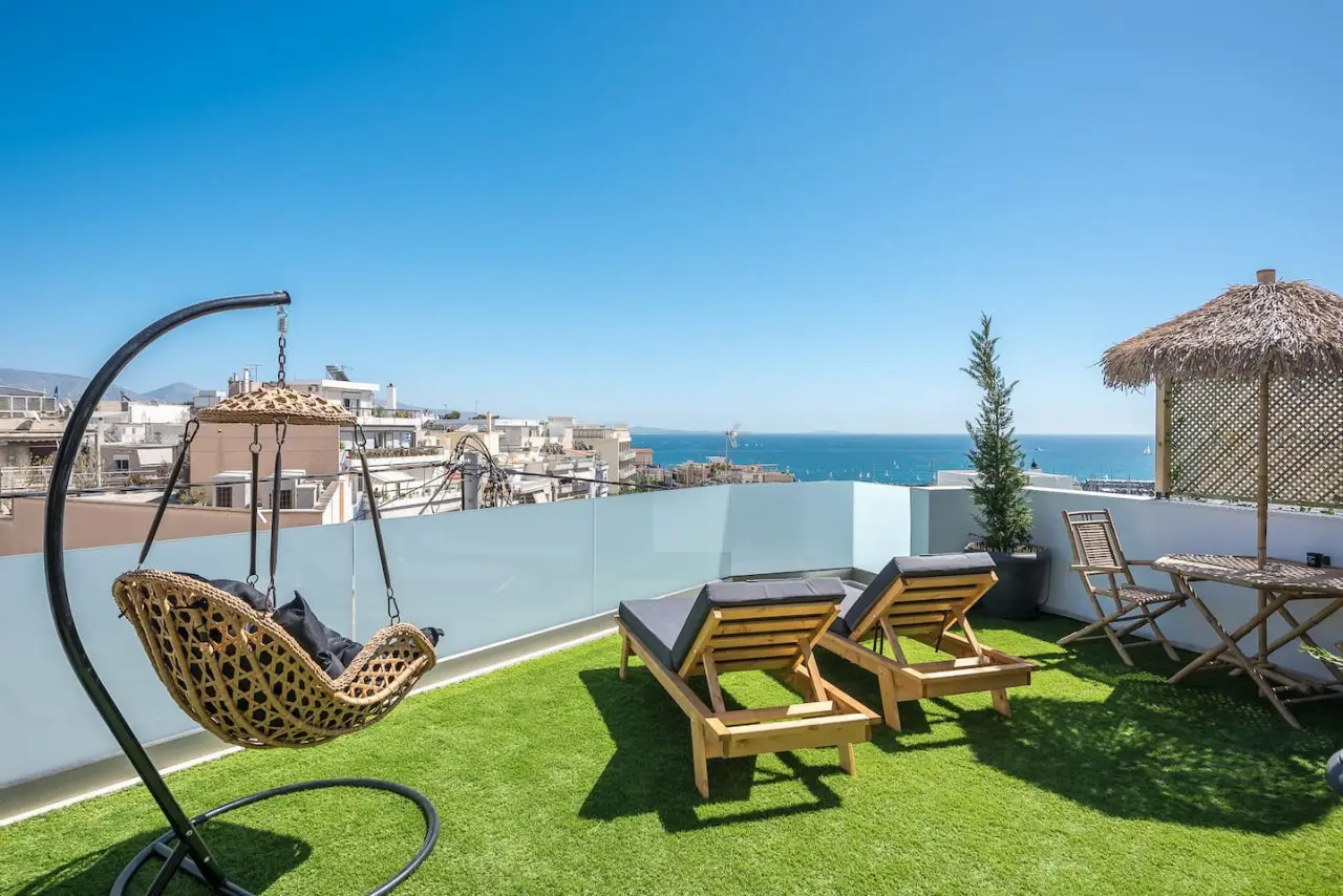 Kastella apartment in Piraeus